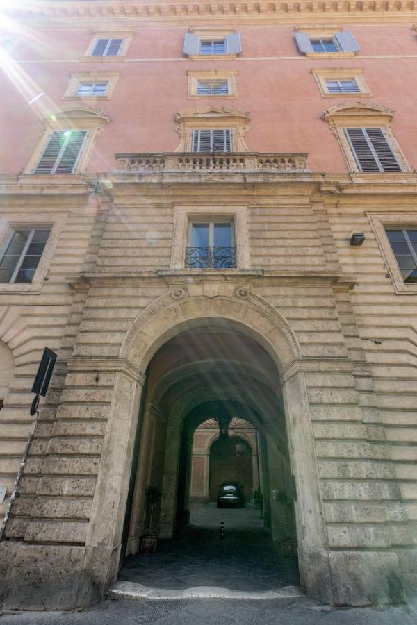 Palazzo Chigi Zondadari Leilighet Siena Eksteriør bilde